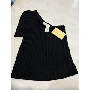 New‎ w tags! vintage havana black one shoulder top